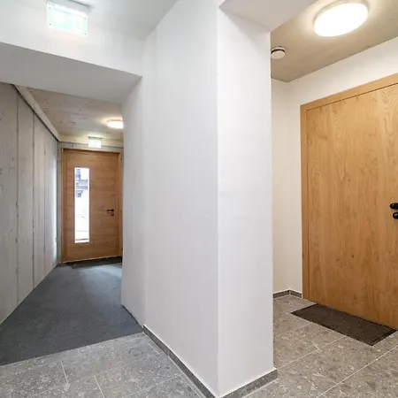 Hopfgarten Alpin Living 3 *